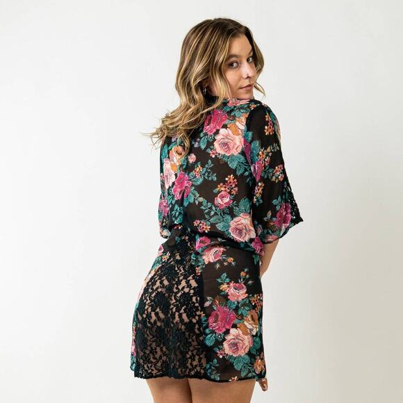 Black x Floral & Lace Robe Lingerie - Picture 1 of 8